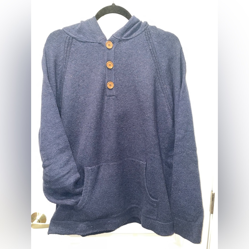 7Diamonds Shasta hooded Henley pullover sweater. Men’s large.